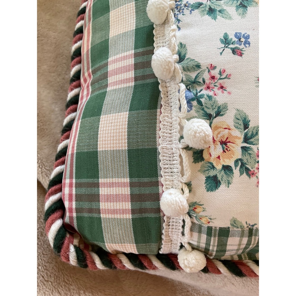 Vintage Floral Plaid Decorative Throw Pillow Pom Pom Trim Rope Edge Green Pink - Picture 3 of 11